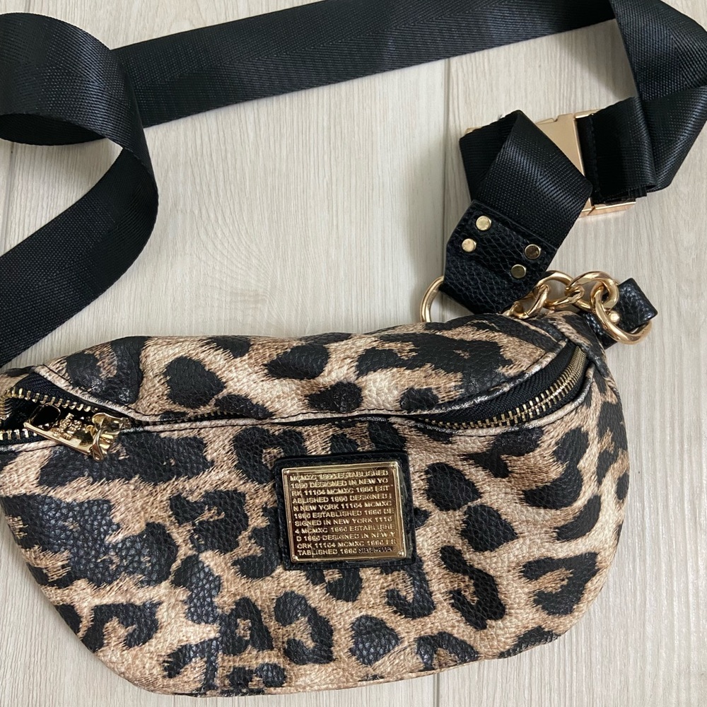Steve Madden Waist Purse